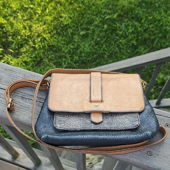 Fossil Kinley Leather Crossbody Bag - Picture 1 of 11